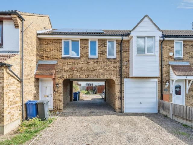 House for sale in Tilbury, Essex