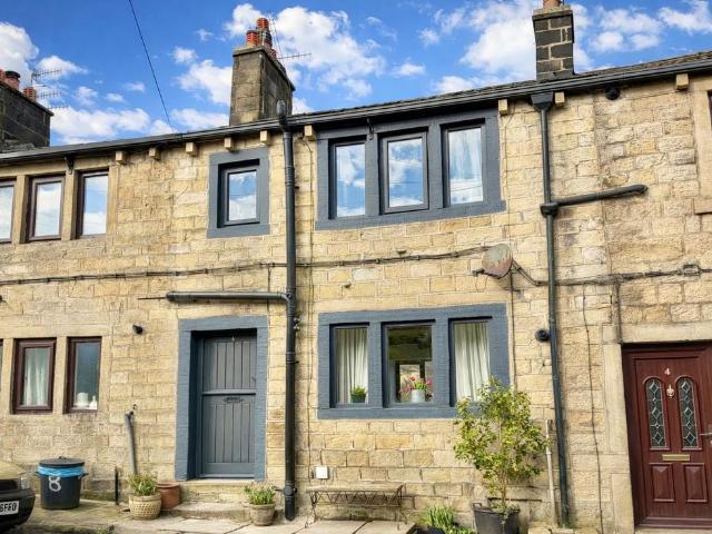 House for sale in Hebden Royd, Cragg Vale