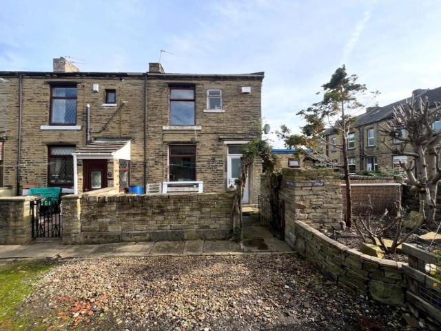 House for sale in Bonegate, Calderdale