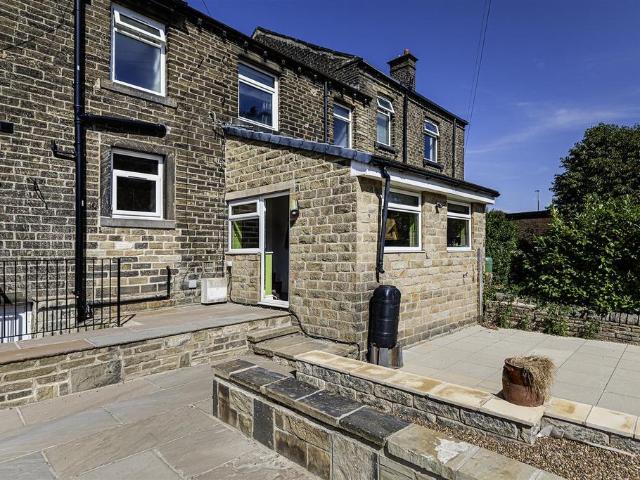 House for sale in Salendine Nook, Kirklees