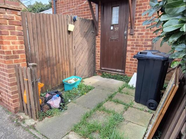 House for sale in North Shoebury, Alton Barnes