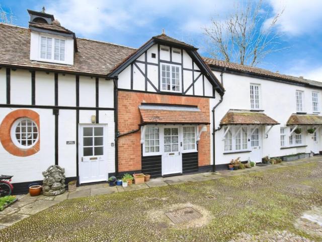 House for sale in Watergate, Devon