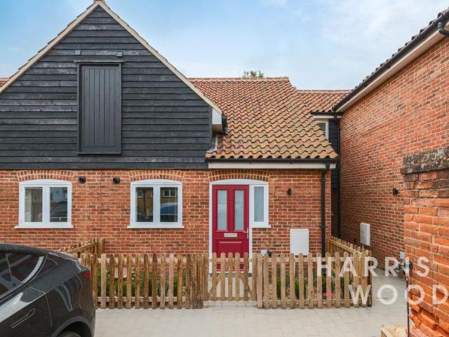 House for sale in Chipping Hill, Essex