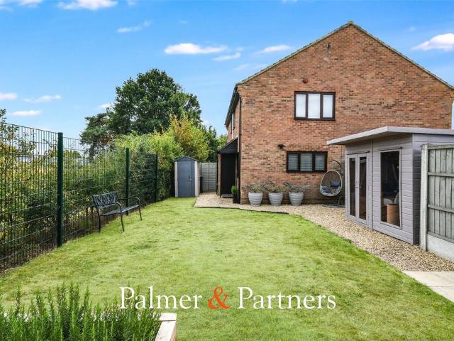 House for sale in Chancellor Park, Chelmsford