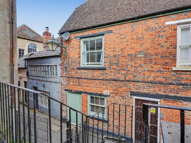 House for sale in Buckingham, Buckinghamshire