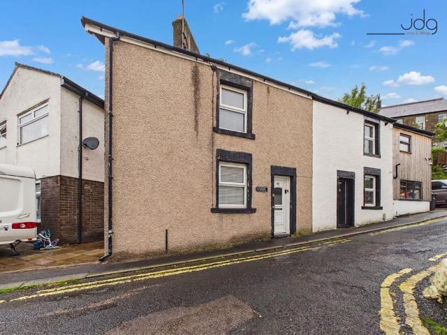 House for sale in Halton-with-Aughton, Bare