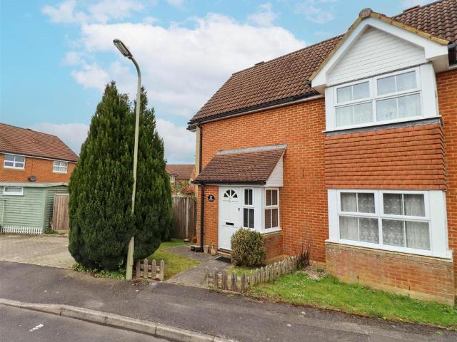 House for sale in Hart, Hampshire