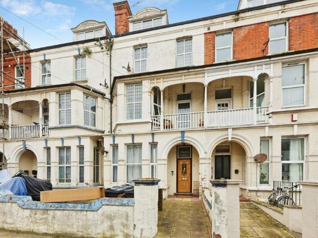 House for sale in Cliftonville West, Thanet