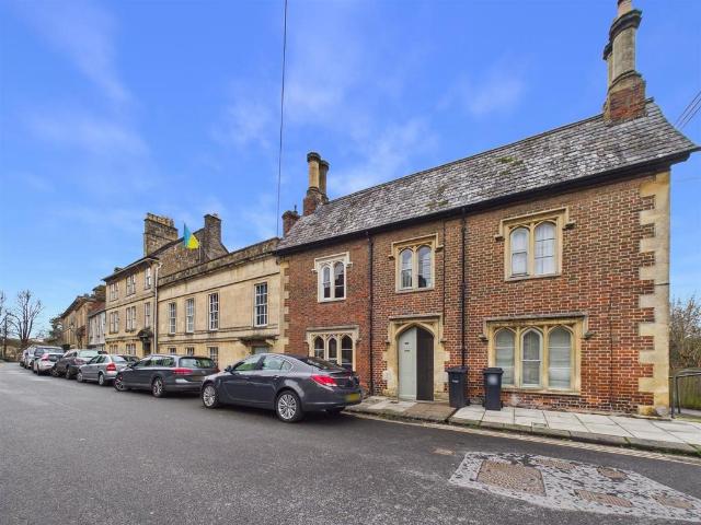 House for sale in Chippenham, Wiltshire