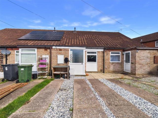 House for sale in Kingsway, Gloucester