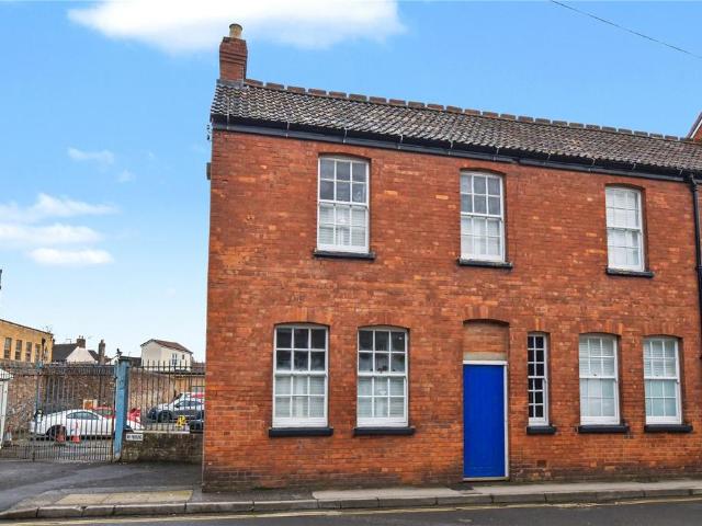 House for sale in Wilton, Rumwell