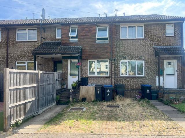 House for sale in Hook, Greater London