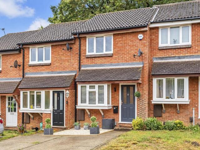 House for sale in Pachesham Park, Surrey