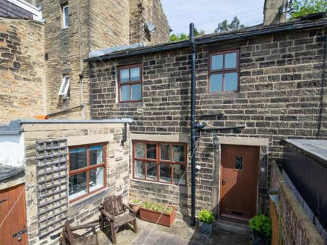 House for sale in Bingley, West Yorkshire