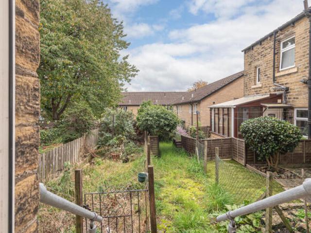 Cottage for sale in Huddersfield, Kirklees
