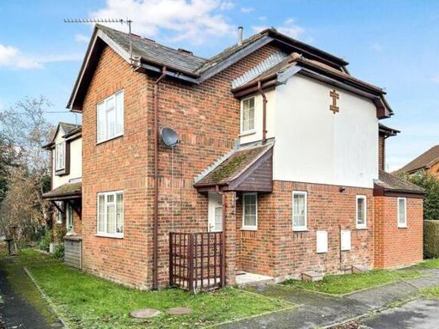 House for sale in Fleet, Hart