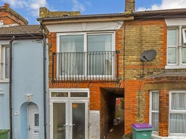 House for sale in Foord, Folkestone and Hythe