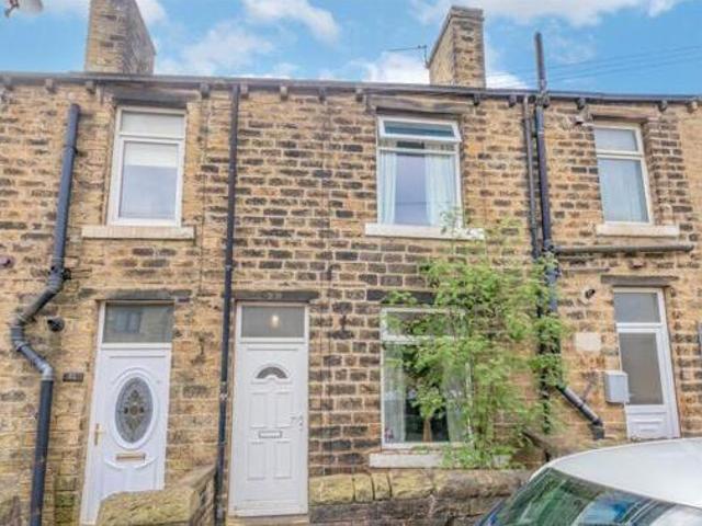House for sale in Huddersfield, West Yorkshire