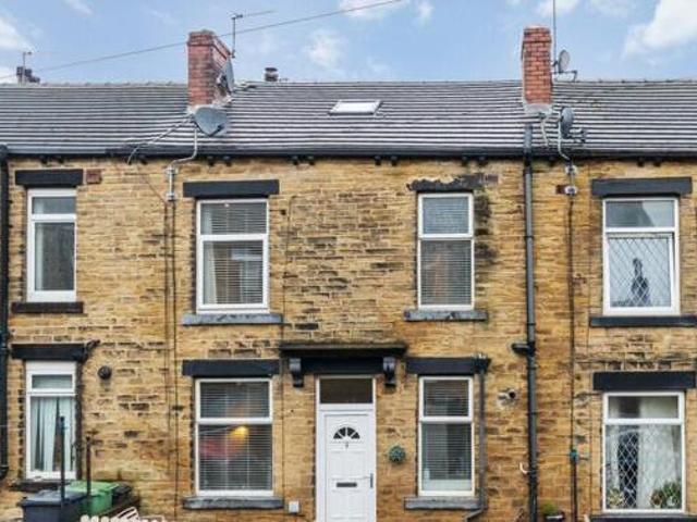 House for sale in Pudsey, West Yorkshire