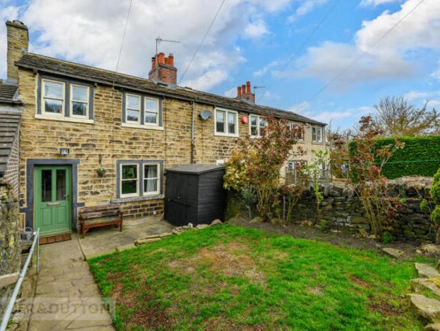 Cottage for sale in Huddersfield, West Yorkshire