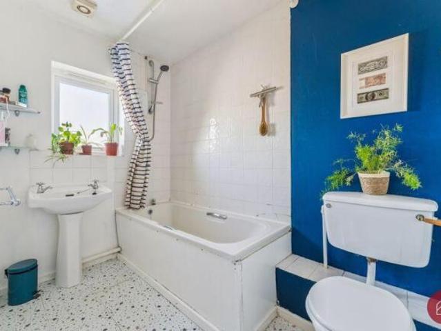 Cottage for sale in Greater Leys, The Slade
