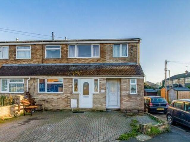 House for sale in Deer Park, Black Bourton