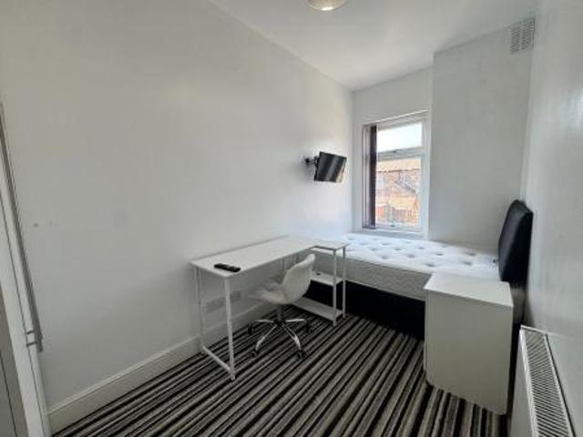 House for rent in Stoke, Stoke-on-Trent