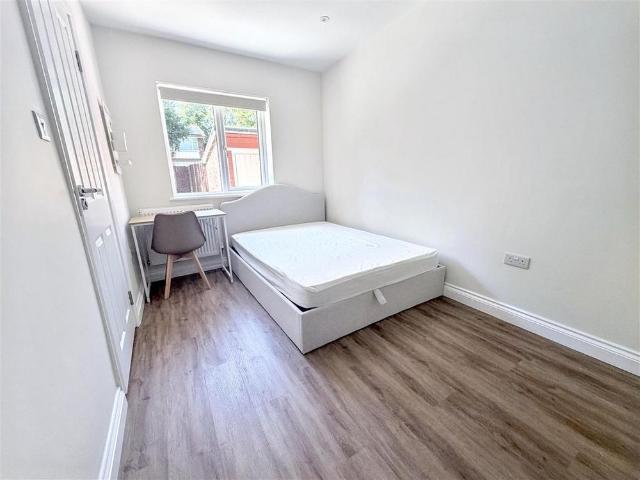 Room for rent in Spencer, Northampton
