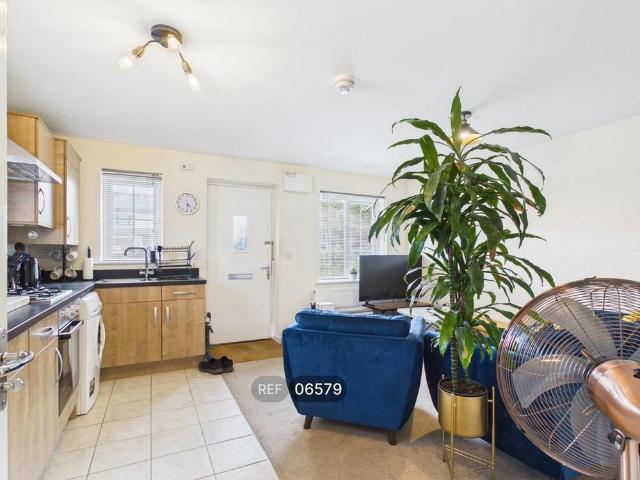 House for rent in Cardea, Peterborough