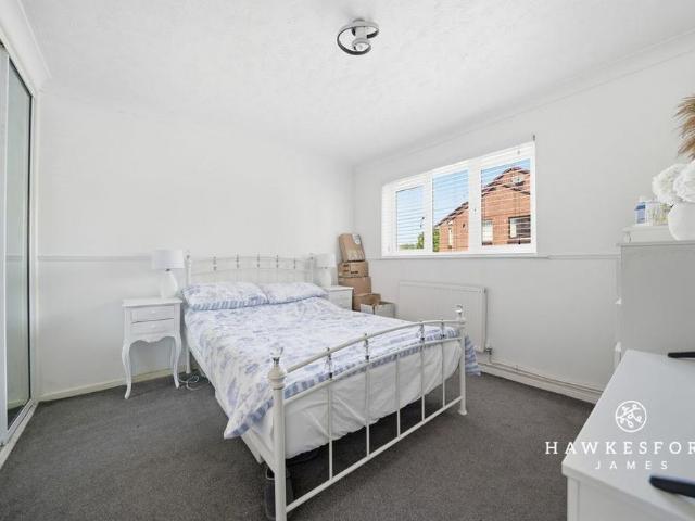 House for rent in Eden Village, Oad Street