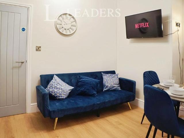 House for rent in Caldermill, East Midlands