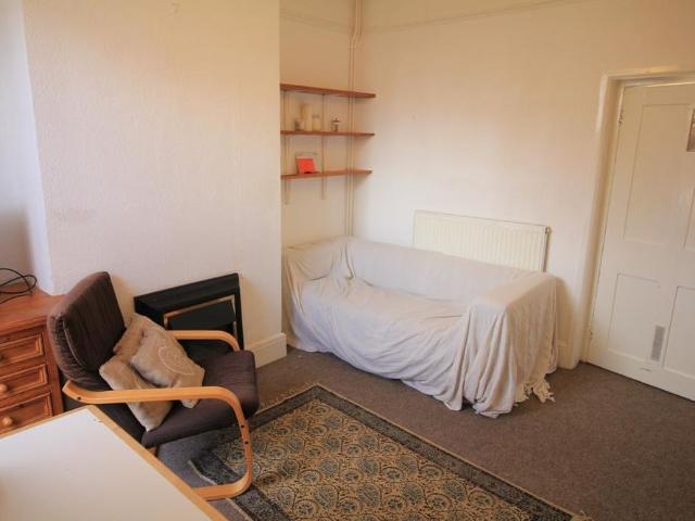 House for rent in Heigham Grove, East Bank