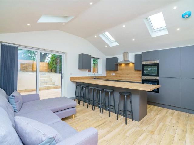 House for rent in Huddersfield, West Yorkshire
