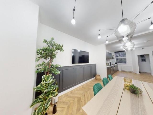 House for rent in Georgia, Greater Manchester