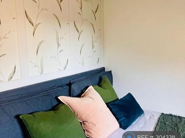 House for rent in The Willows, Cambridge