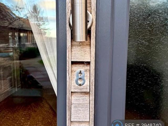House for rent in Cosgrove