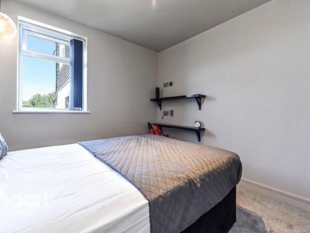 House for rent in Alton Barnes, Essex