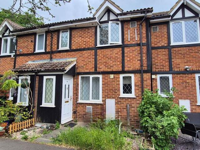 House for rent in London Borough of Hounslow, Greater London