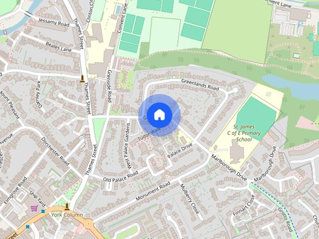 Townhouse for rent in Blackhills, Surrey