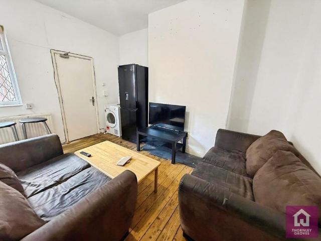 Room for rent in Victoria Park, Manchester