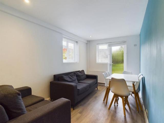 Room for rent in Hanover & Queen's Park, Brighton