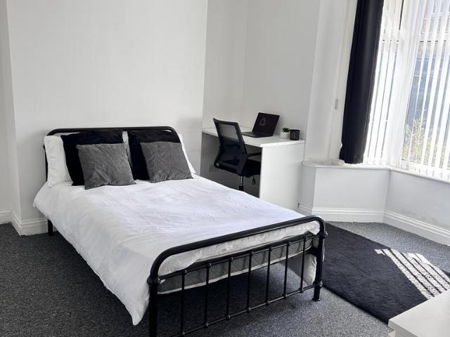 House for rent in Nangreaves, Wales