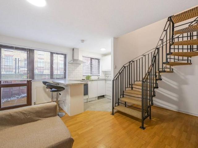 House for rent in Isle Of Dogs, Isle Of Man