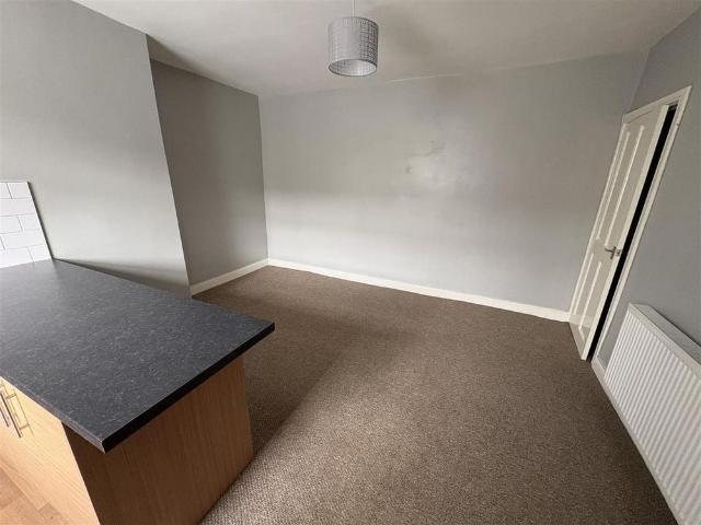 House for rent in Firthcliffe, Liversedge