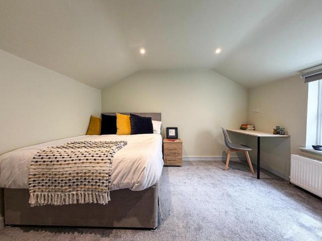 House for rent in Rumwell, Somerset