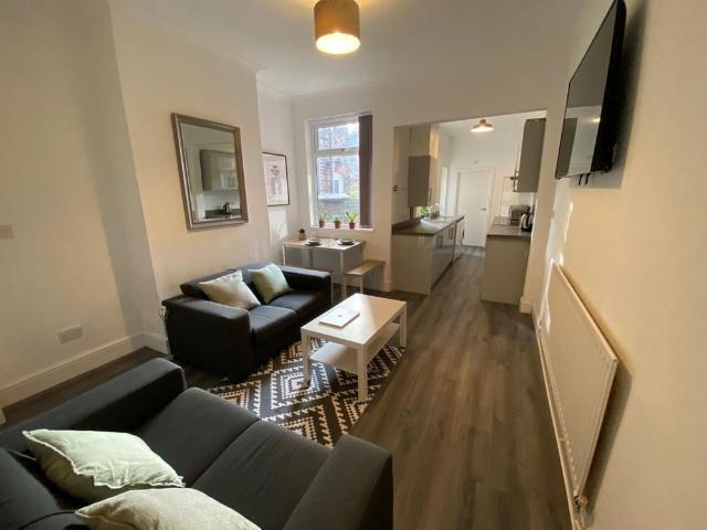 Room for rent in Stoke, Stoke-on-Trent