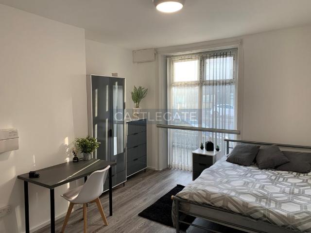 House for rent in Huddersfield, Isle Of Man