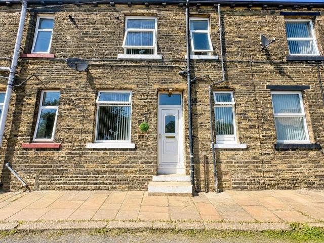 House for rent in Queensbury, West Yorkshire