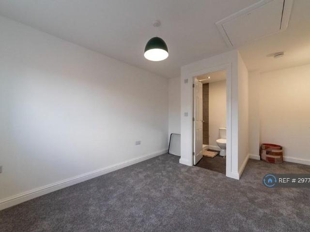 House for rent in Alverton, East Midlands