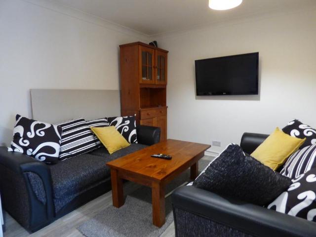 Room for rent in Hythe, Fordham Heath